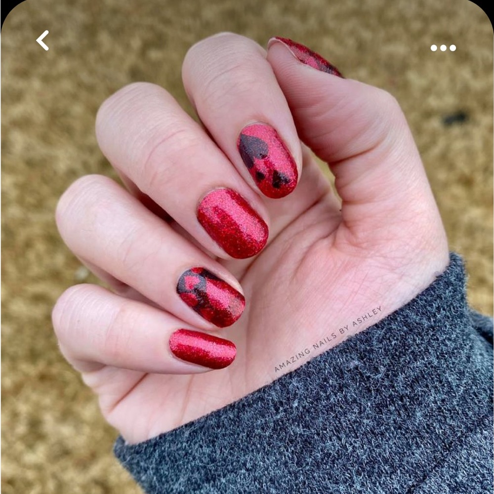 *Retired* Color Street: Heart of the Matter | Red Black Valentine’s Day Glitter